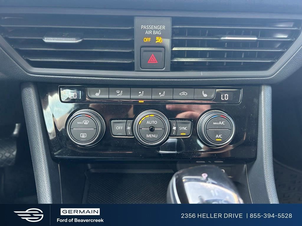 Used 2024 Volkswagen Jetta SE image 16