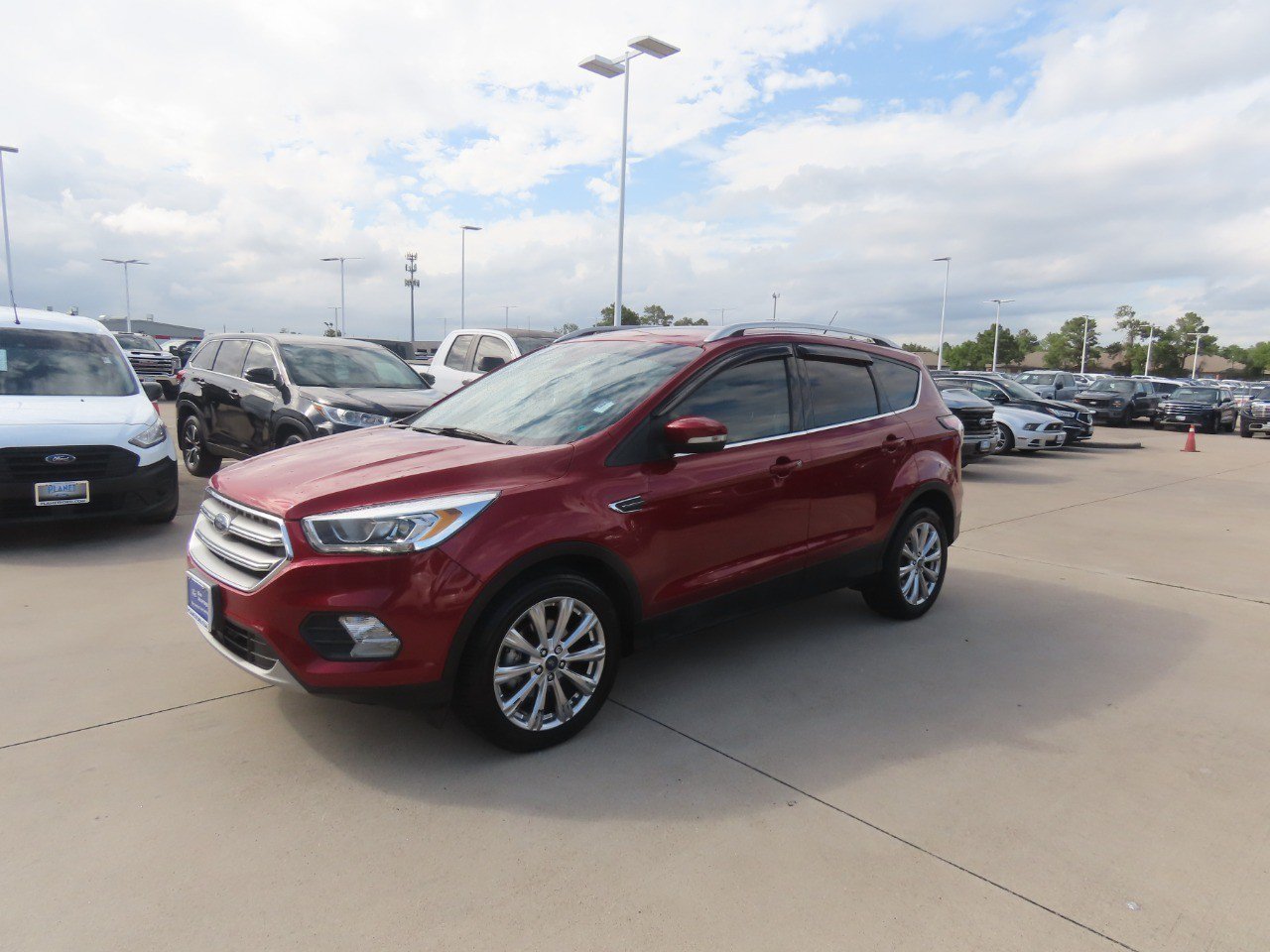 Certified 2017 Ford Escape Titanium FWD image 2