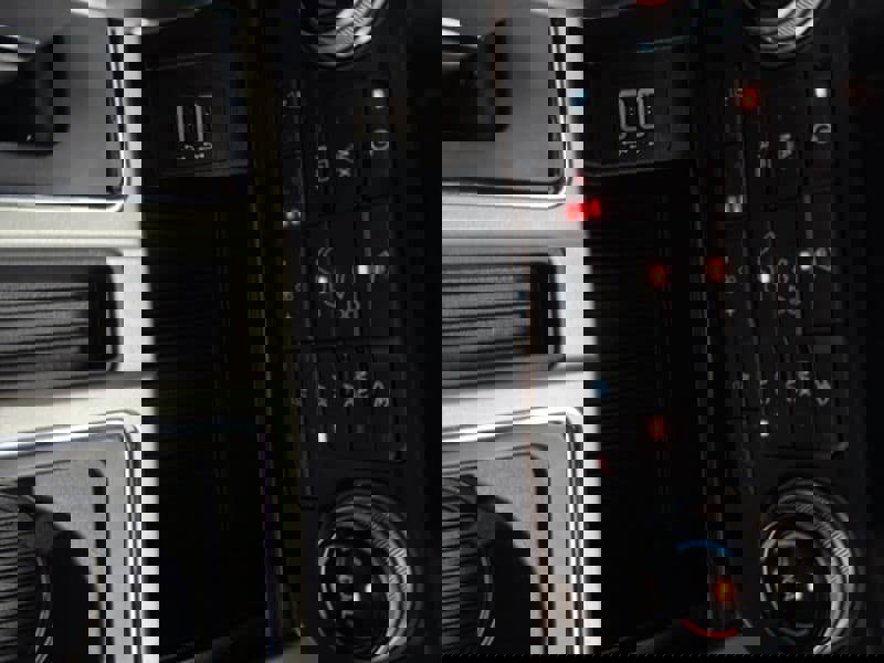 Certified 2020 Ford F150 Lariat w/ Equipment Group 502A Luxury image 28