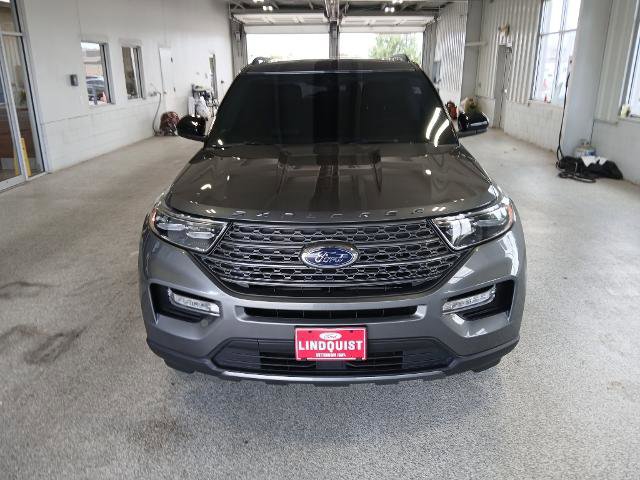 Certified 2023 Ford Explorer XLT w/ Equipment Group 202A image 8