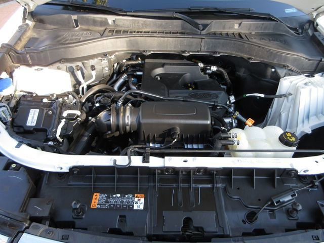 Certified 2020 Ford Explorer XLT w/ Equipment Group 202A image 29