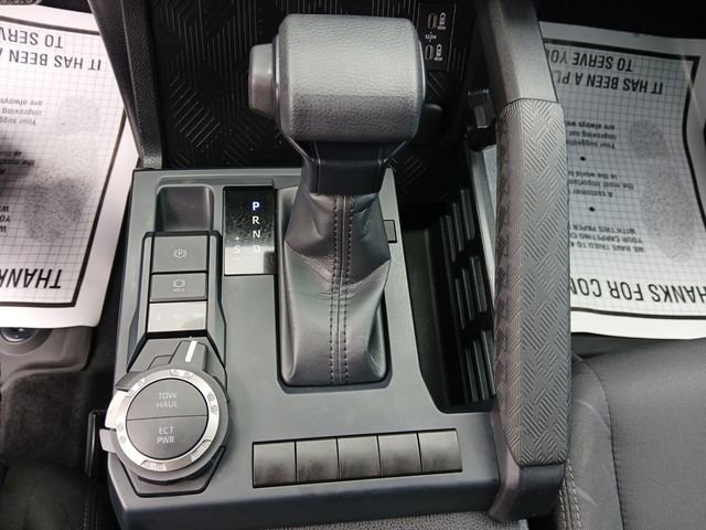Used 2025 Toyota Tacoma SR5 AWD/4WD image 19