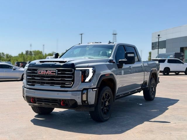 Used 2025 GMC Sierra 2500 AT4 w/ AT4 Premium Plus Package AWD/4WD image 2