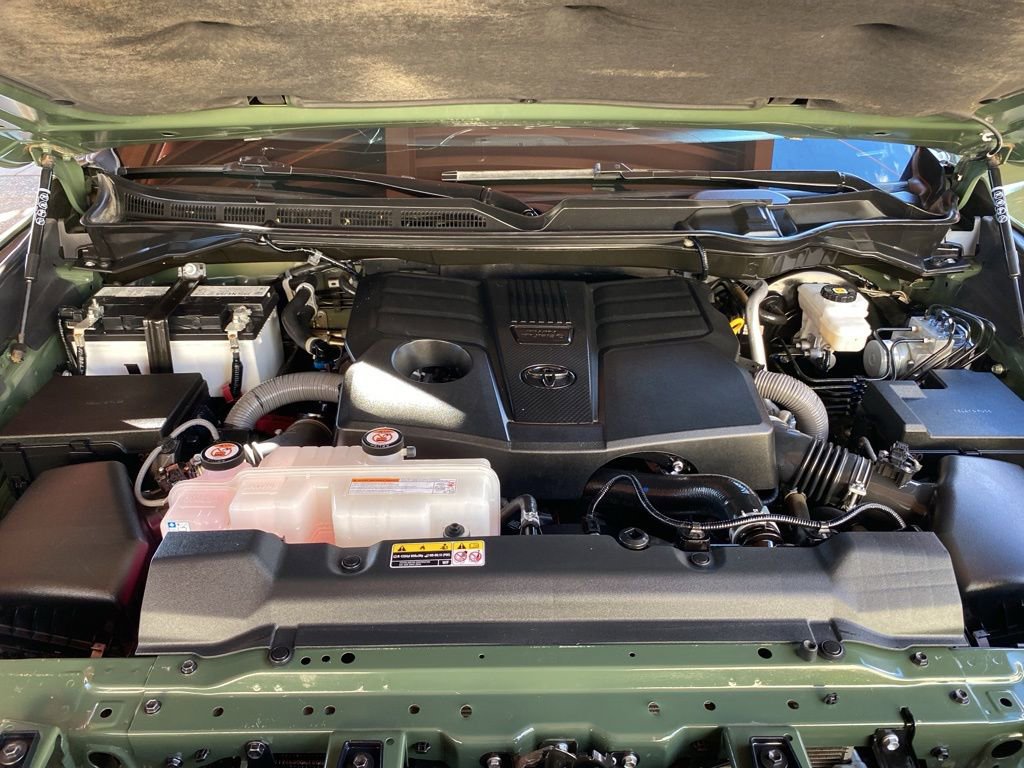Used 2023 Toyota Tundra SR5 w/ SR5 Premium Package RWD image 39