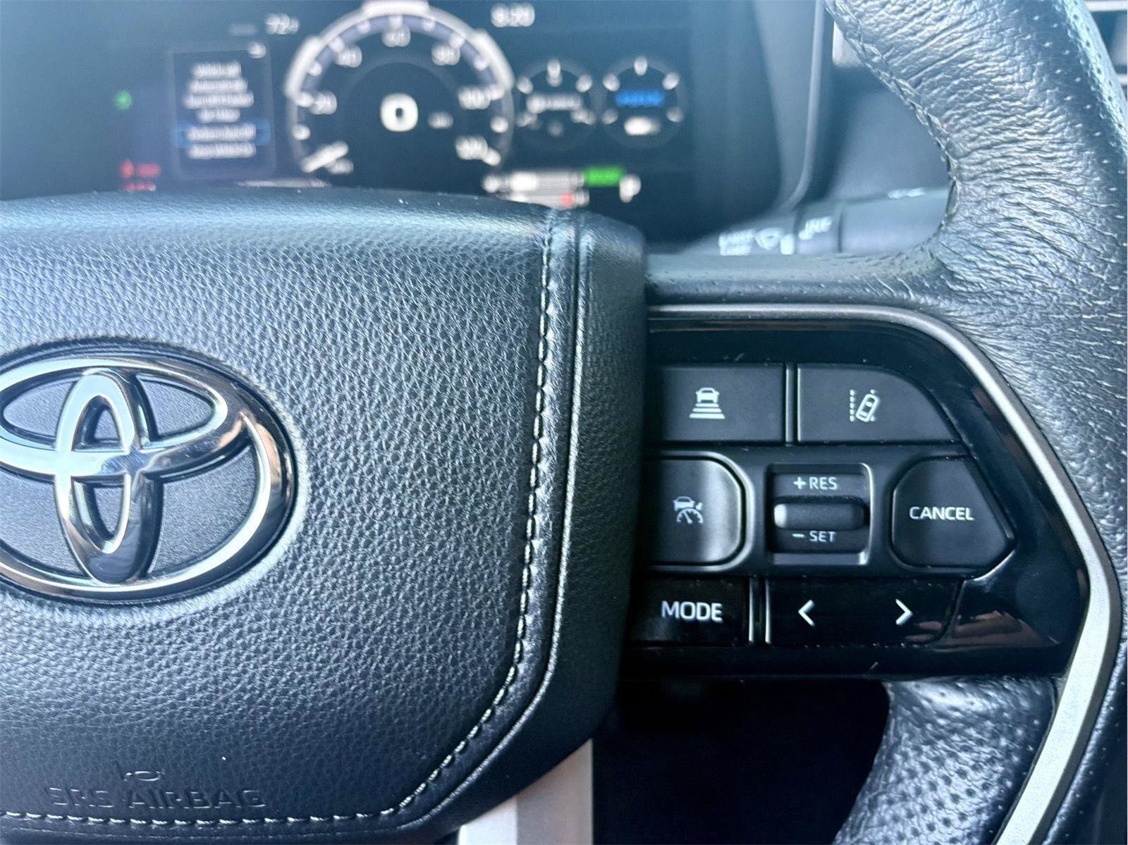 Used 2023 Toyota Tundra Limited AWD/4WD image 20