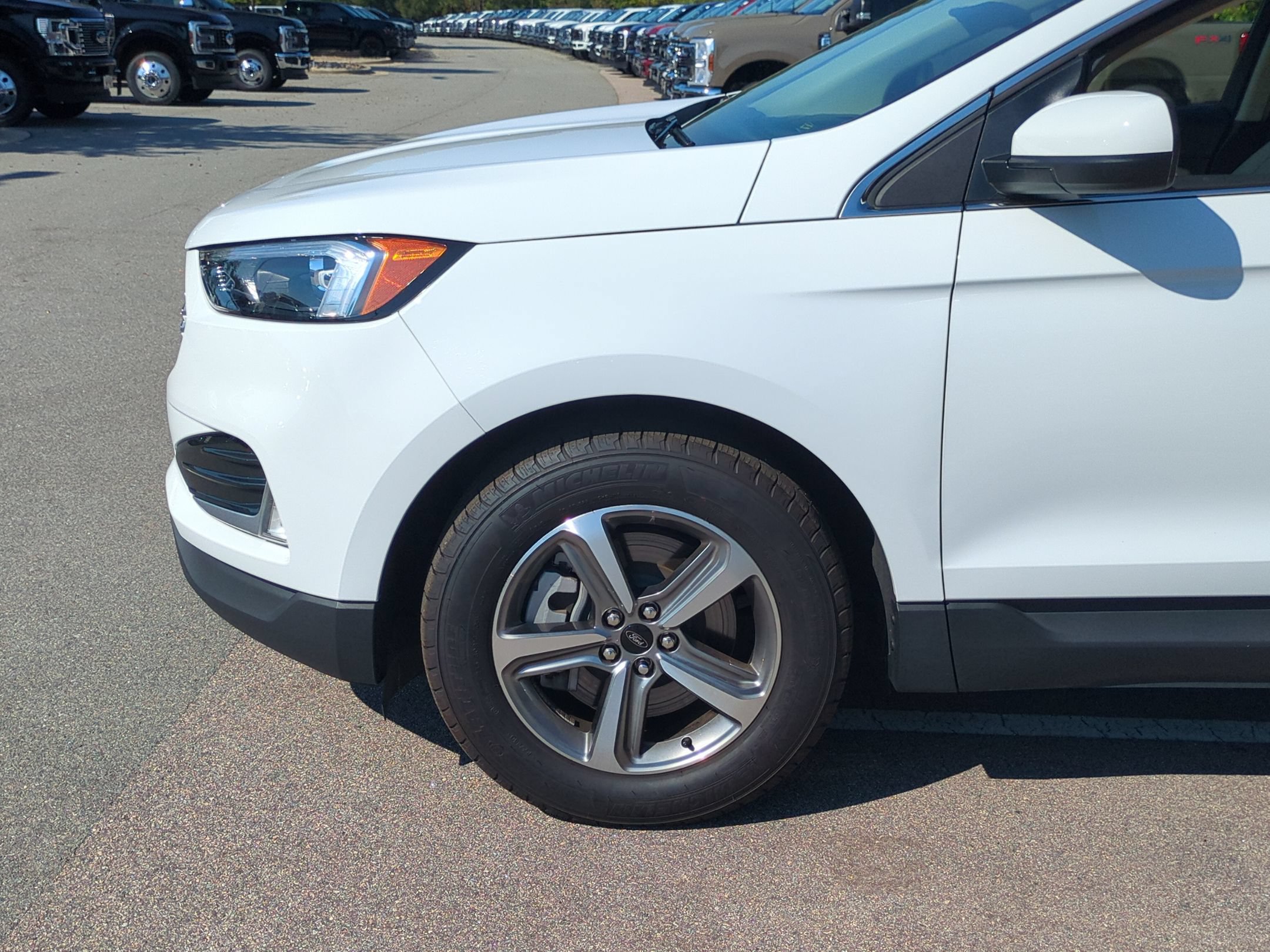 Certified 2023 Ford Edge SEL w/ Convenience Package AWD/4WD image 11
