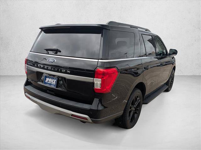 Certified 2024 Ford Expedition XLT RWD image 5