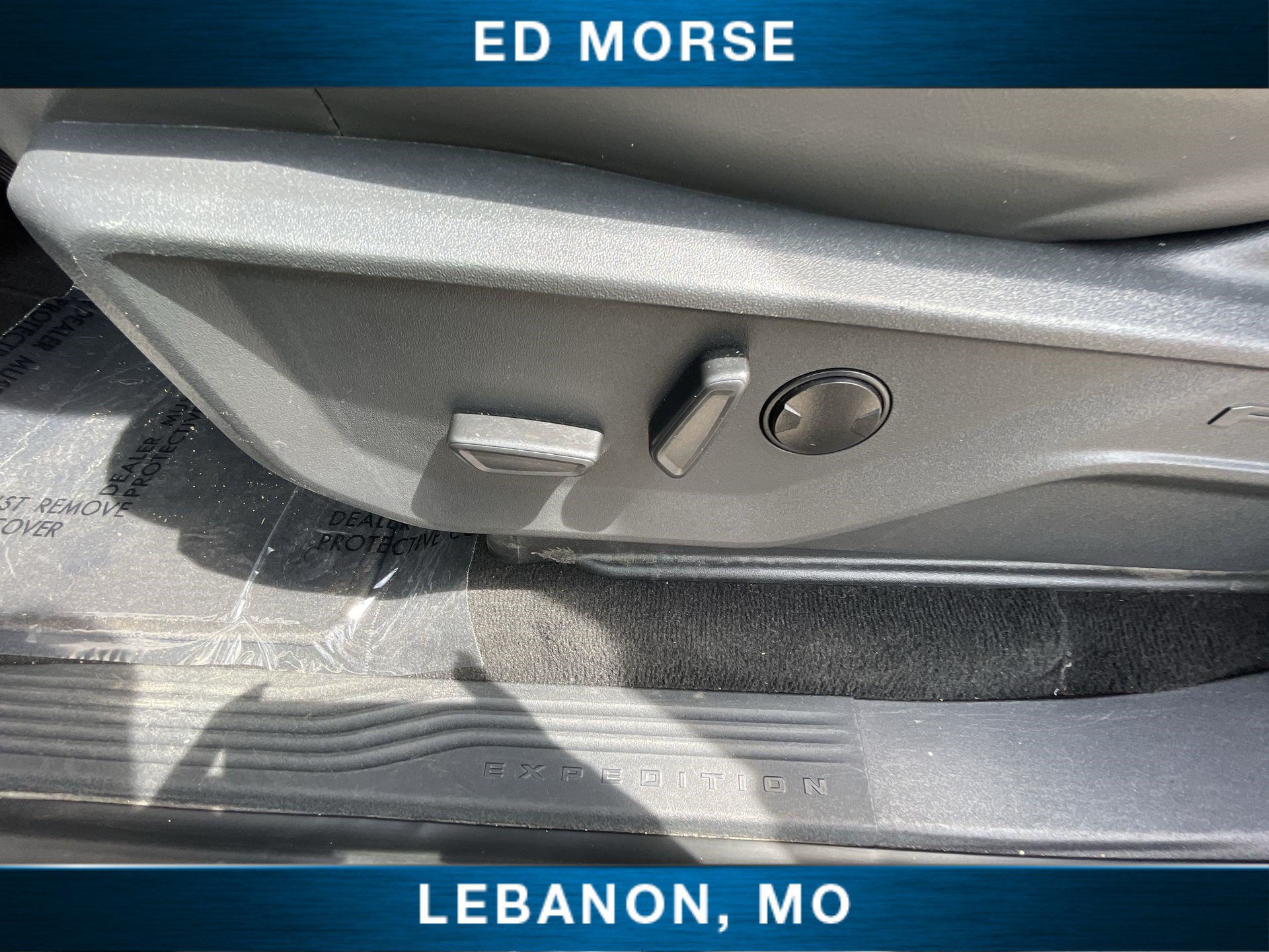 Certified 2025 Ford Expedition Active AWD/4WD image 33