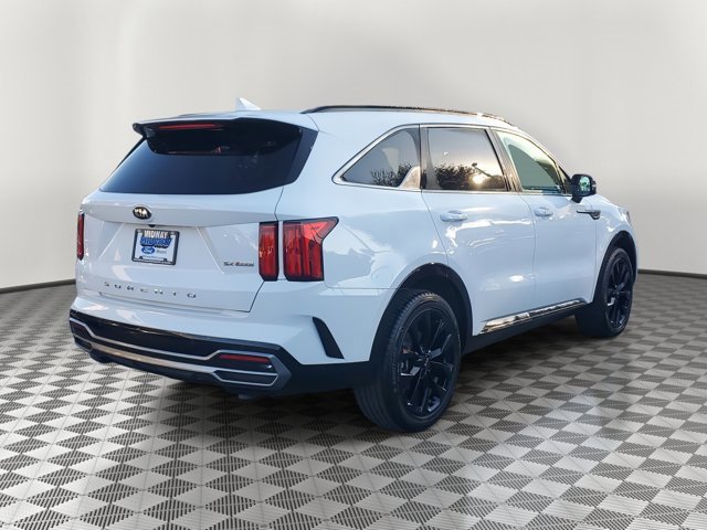 Used 2021 Kia Sorento SX image 4