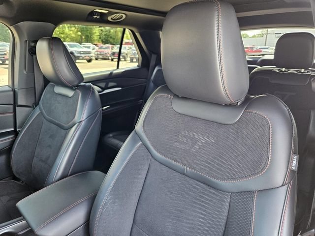 Certified 2026 Ford Explorer ST w/ Sun And Sound Package AWD/4WD image 22