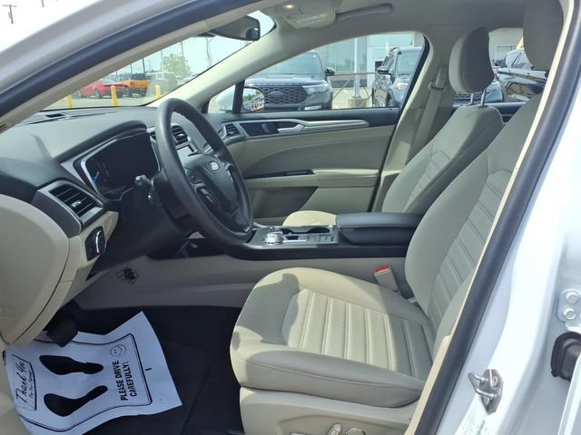 Certified 2020 Ford Fusion SE FWD image 12