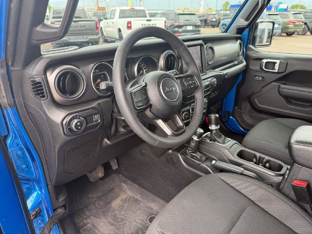 Used 2023 Jeep Gladiator Sport AWD/4WD image 29