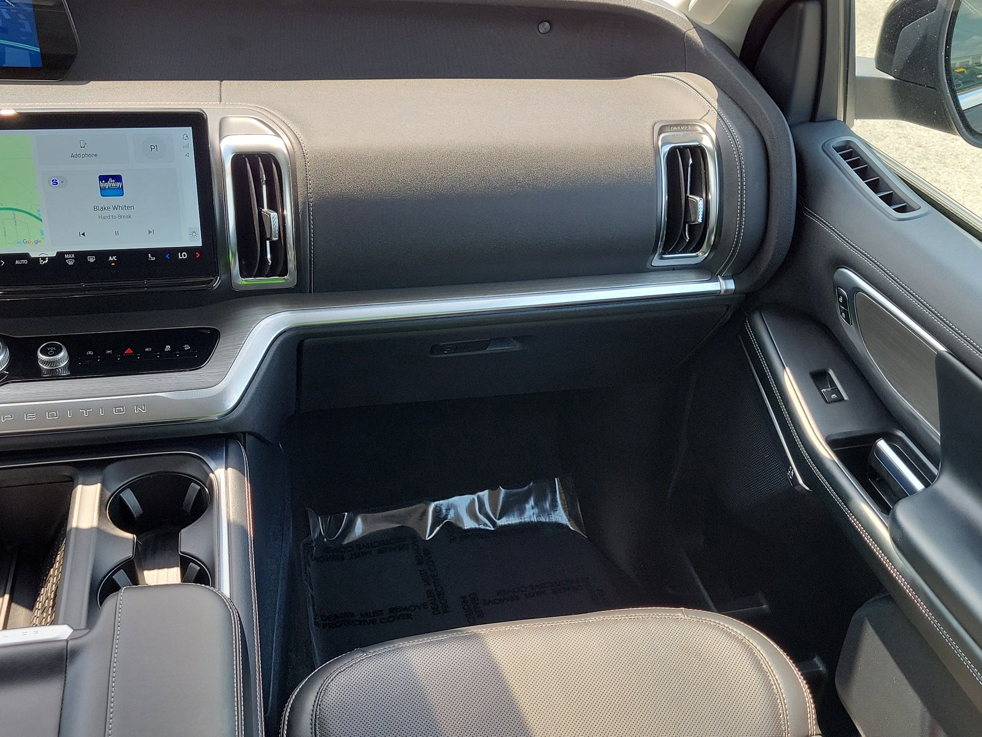 Certified 2025 Ford Expedition Platinum image 17