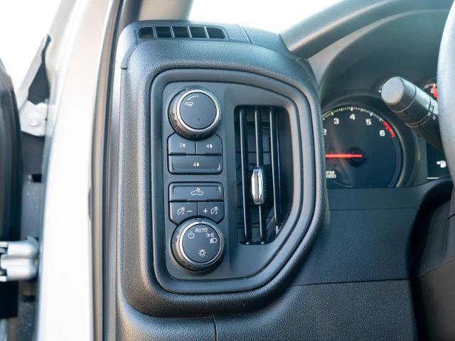 Used 2022 Chevrolet Silverado 2500 Custom w/ Gooseneck/5TH Wheel Package image 15