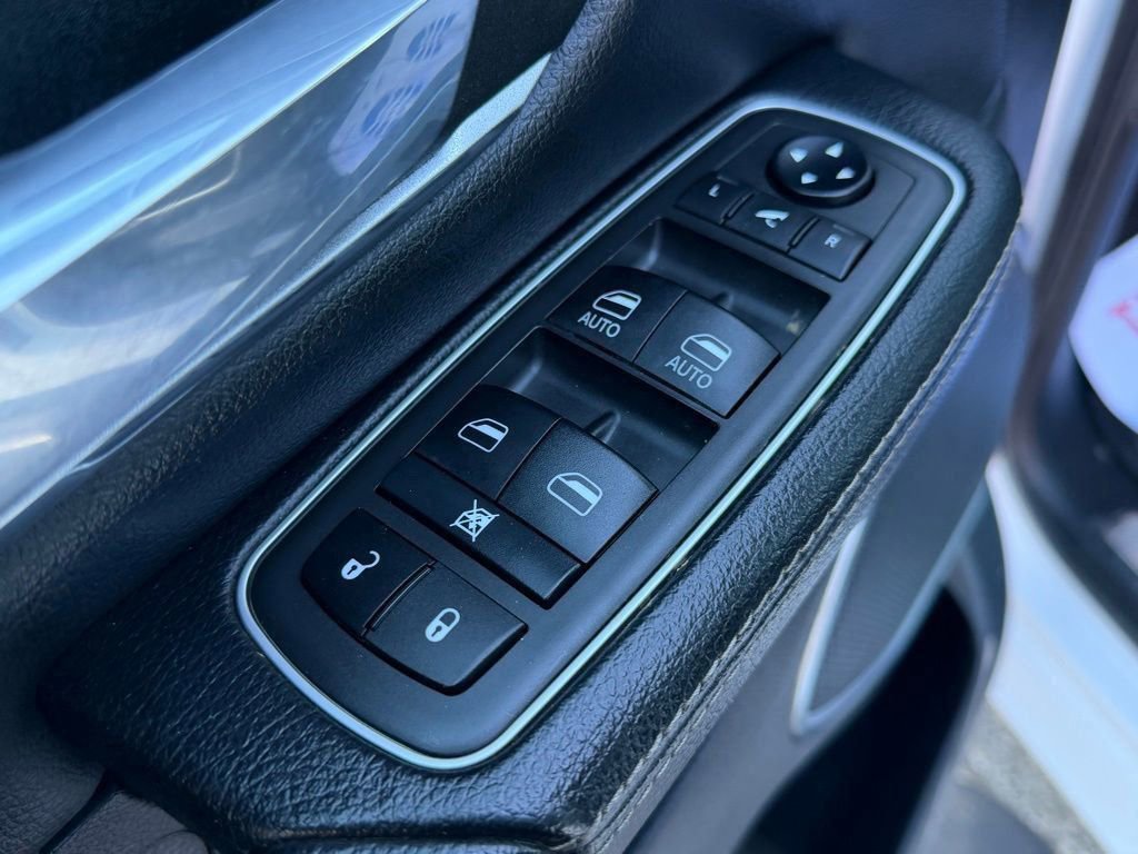 Used 2021 RAM 1500 Laramie image 13