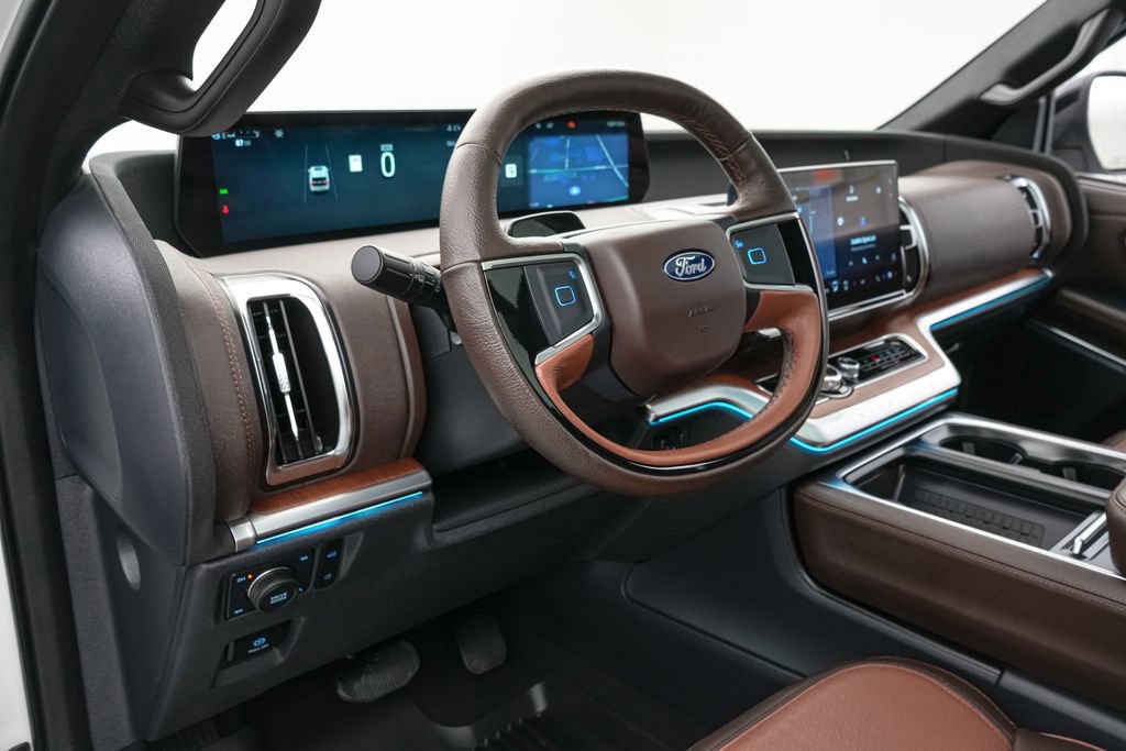 Certified 2025 Ford Expedition King Ranch image 14