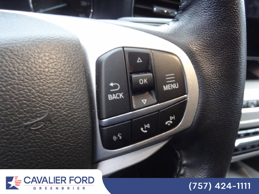 Certified 2022 Ford Explorer XLT w/ Equipment Group 202A AWD/4WD image 16
