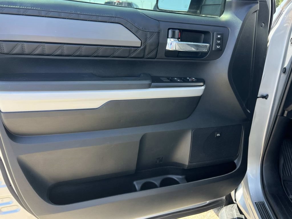 Used 2018 Toyota Tundra Platinum AWD/4WD image 34