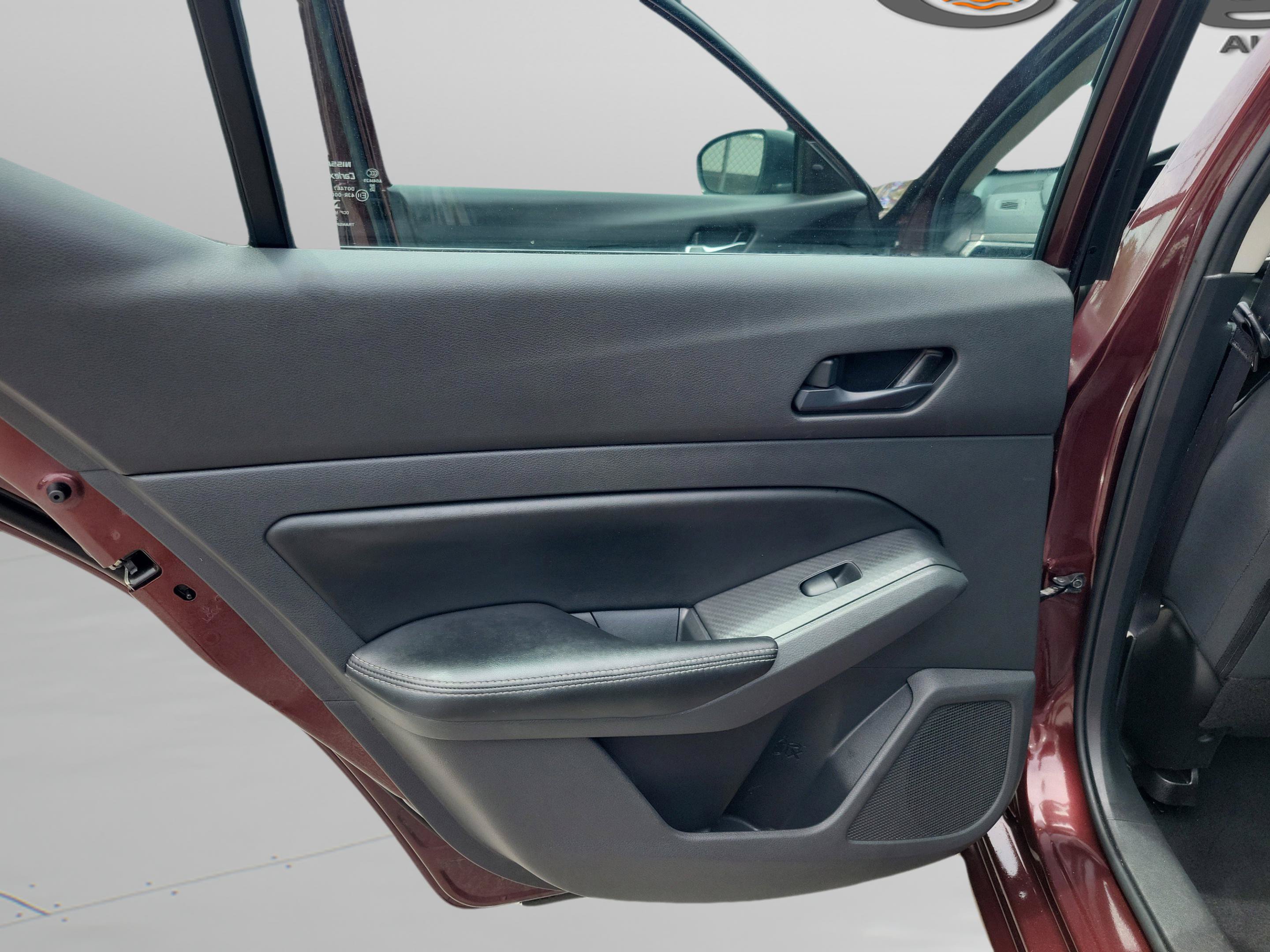 Used 2024 Nissan Altima 2.5 SV FWD image 11