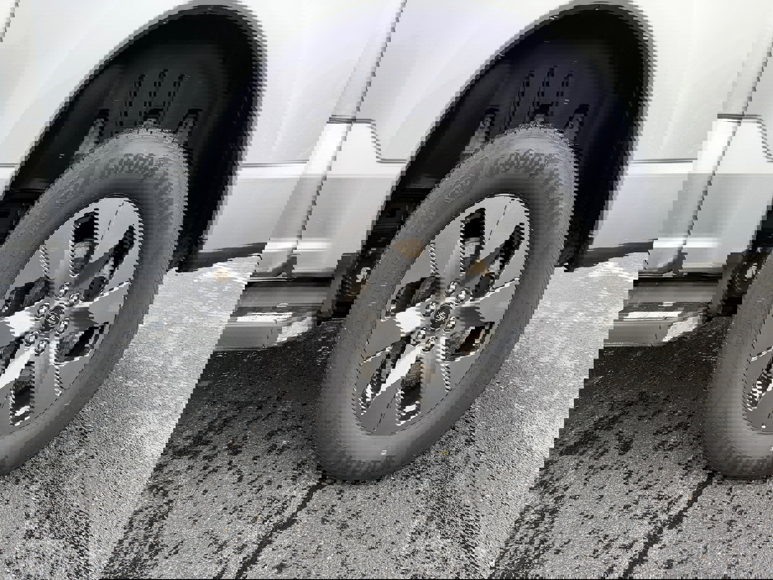 Certified 2023 Ford F150 Lightning Lariat w/ Equipment Group 511A High image 9