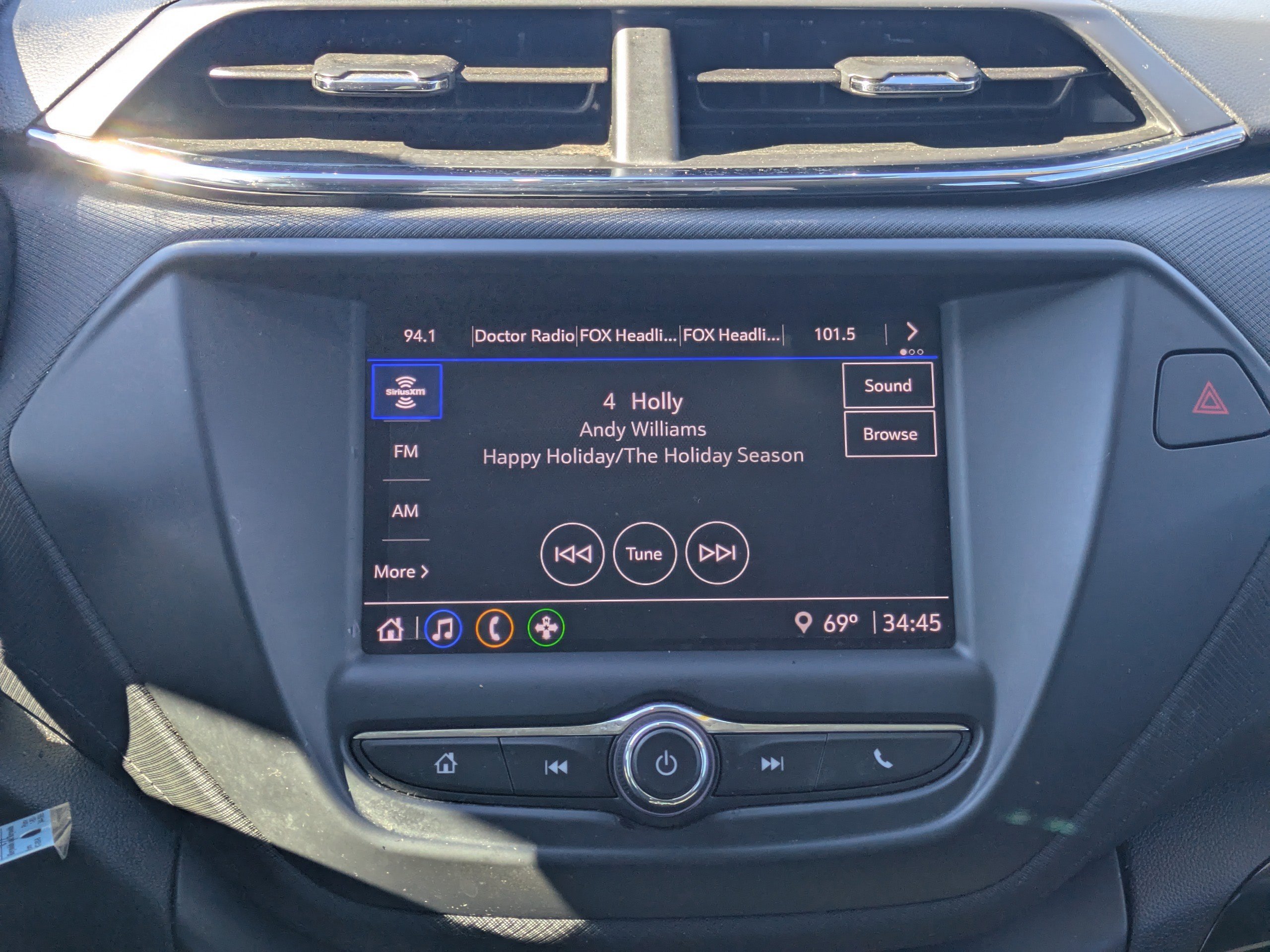 Used 2023 Chevrolet TrailBlazer LS image 18