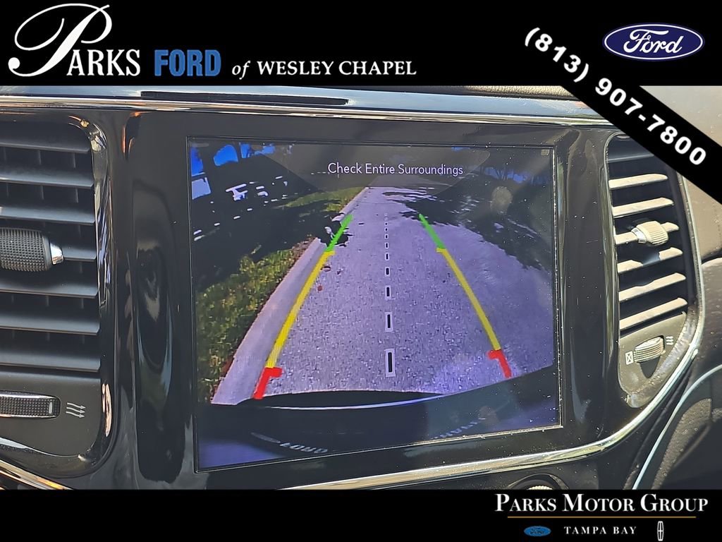Used 2020 Jeep Grand Cherokee Summit AWD/4WD image 23