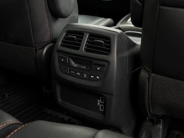Used 2022 Honda Pilot TrailSport image 24