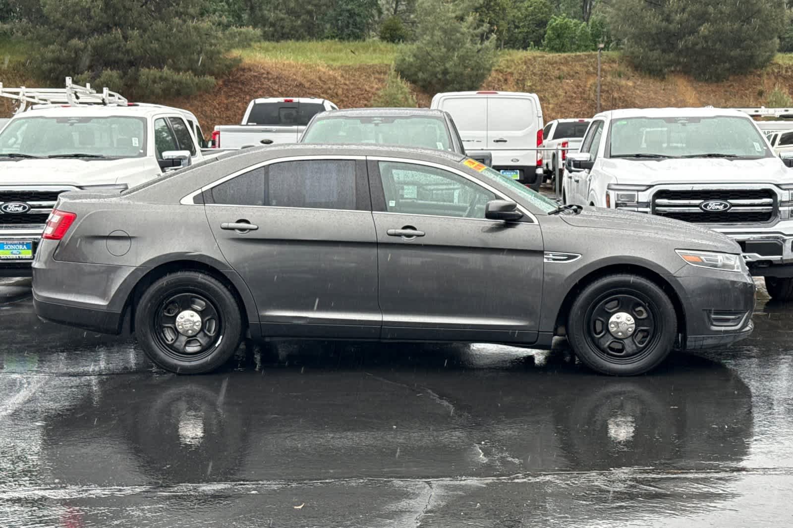 Certified 2017 Ford Taurus SEL w/ Equipment Group 201A FWD image 3