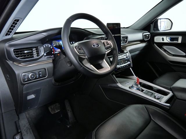 Certified 2024 Ford Explorer Limited w/ Limited Technology Package image 16