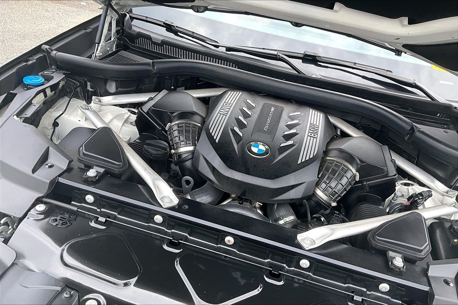 Used 2023 BMW X6 M50i w/ Executive Package AWD/4WD image 34