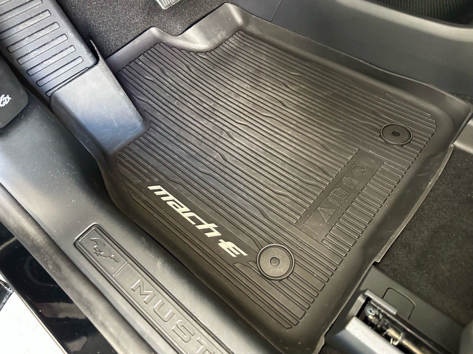 Certified 2025 Ford Mustang Mach-E GT AWD/4WD image 27