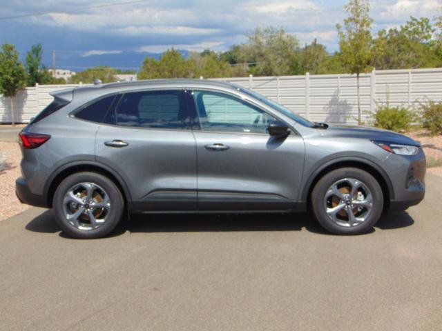 Certified 2025 Ford Escape ST-Line w/ Equipment Group 301A image 6