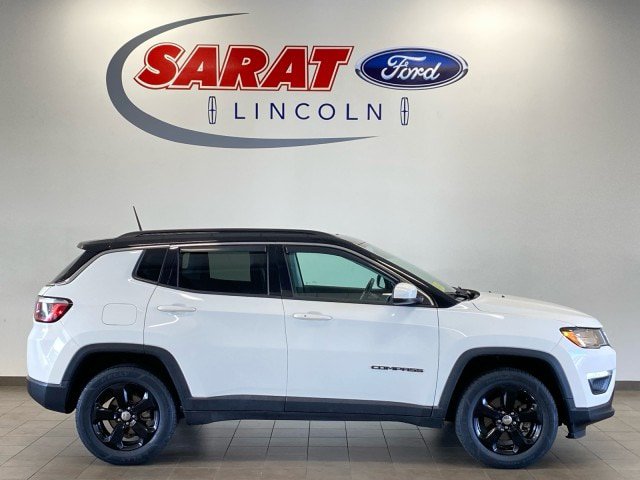 Used 2018 Jeep Compass Latitude w/ Cold Weather Group AWD/4WD image 1