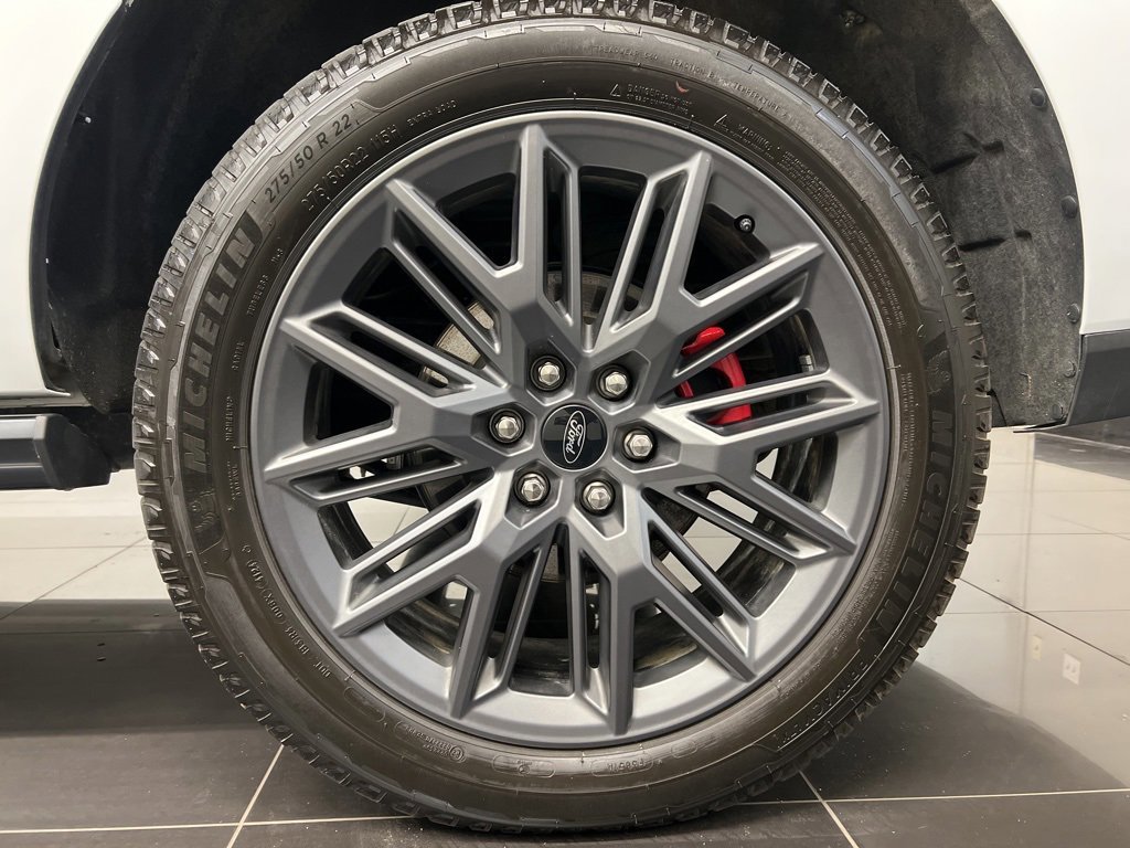 Certified 2025 Ford Expedition Max Platinum w/ Stealth Performance Package image 7