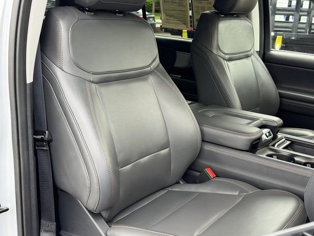 Certified 2025 Ford Expedition Active AWD/4WD image 35