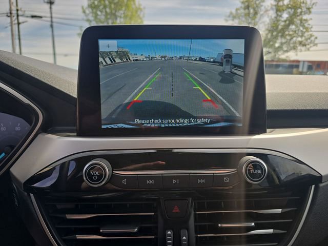 Certified 2020 Ford Escape SEL image 17