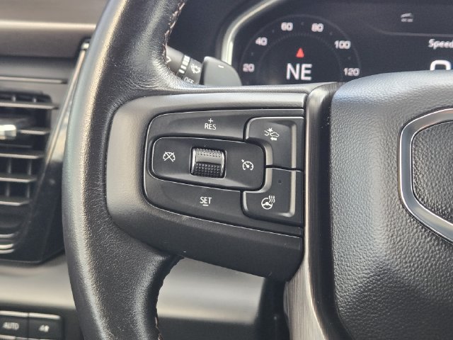 Used 2023 GMC Sierra 1500 AT4 w/ AT4 Premium Package AWD/4WD image 28