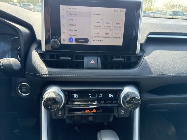 Used 2025 Toyota RAV4 XLE AWD/4WD image 16