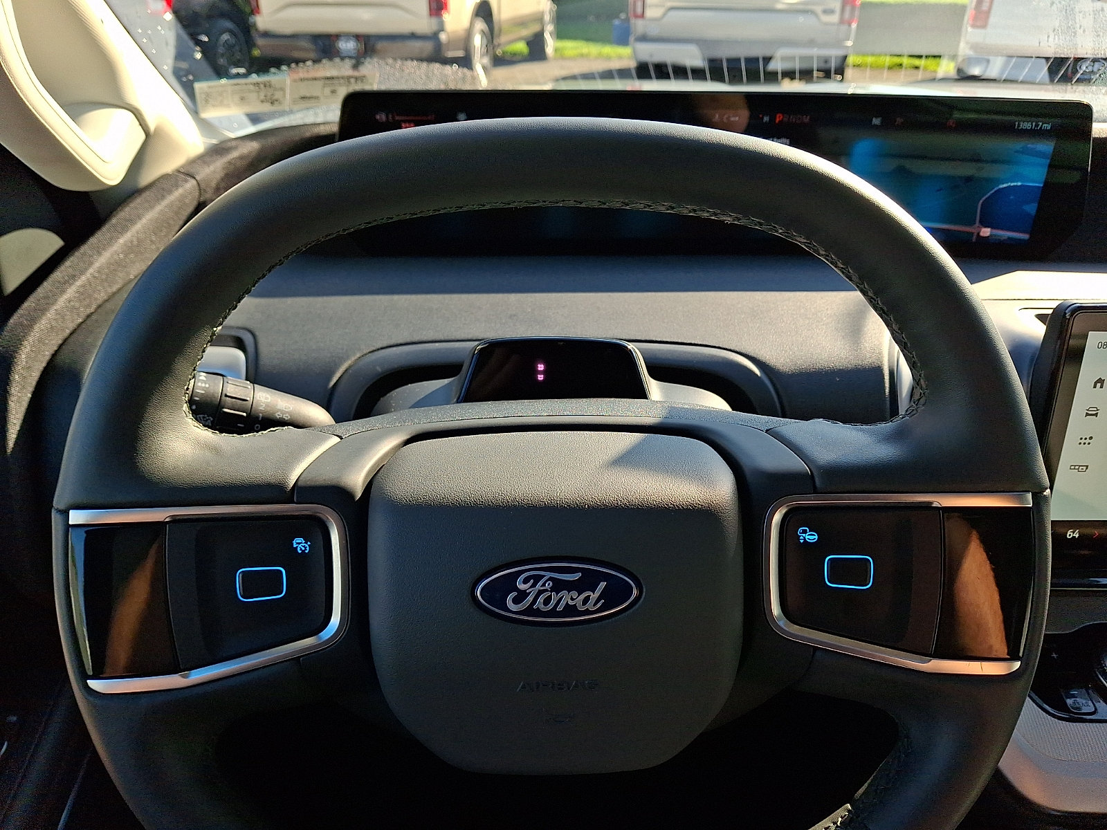Certified 2025 Ford Expedition Active AWD/4WD image 23