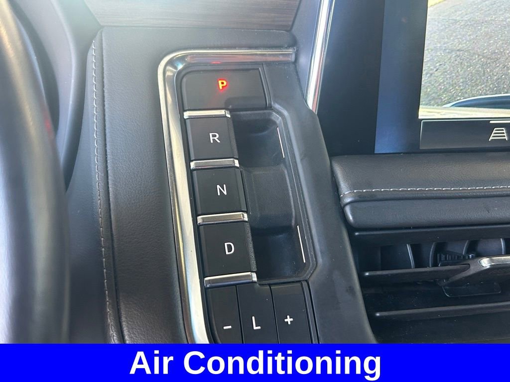 Used 2023 Chevrolet Tahoe LT image 13