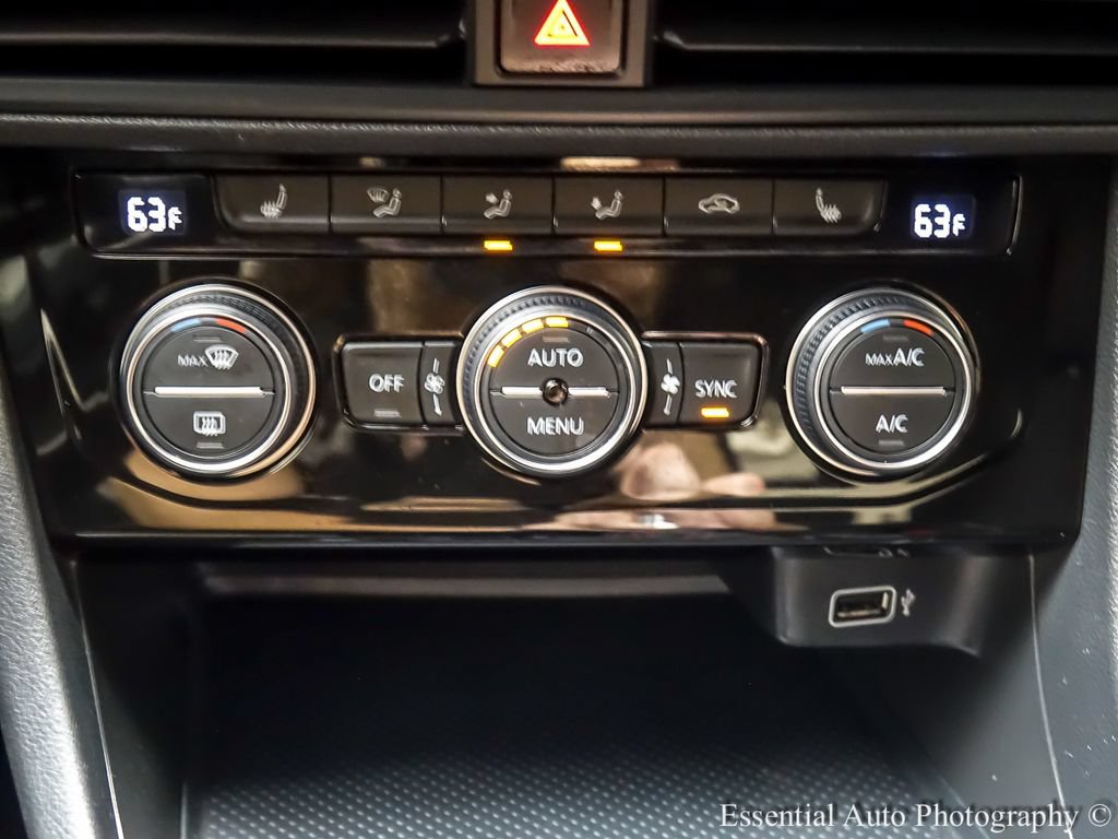 Used 2019 Volkswagen Jetta GLI FWD image 17