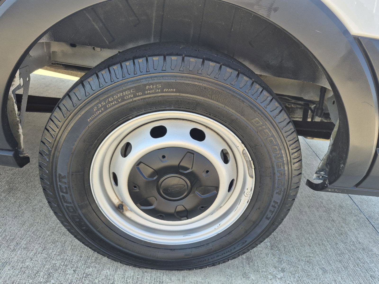 Certified 2019 Ford Transit 350 XL image 23