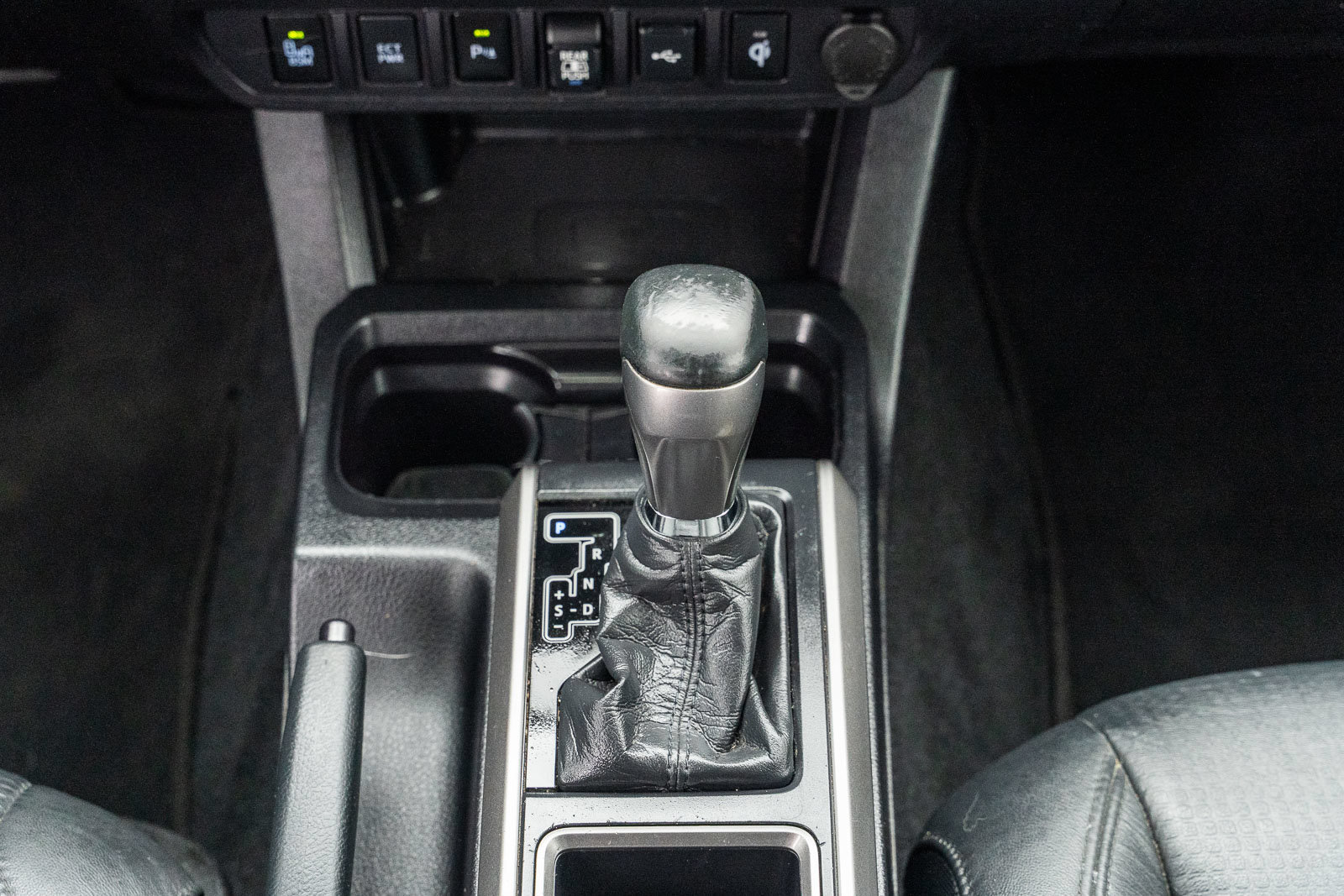 Used 2021 Toyota Tacoma Limited RWD image 28