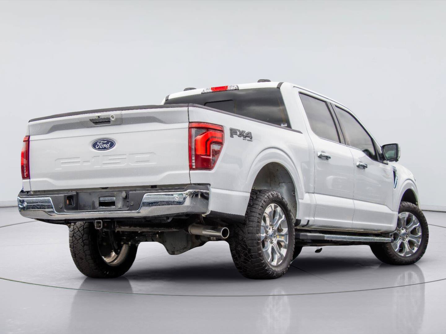 Certified 2024 Ford F150 Lariat w/ Bed Utility Package AWD/4WD image 4