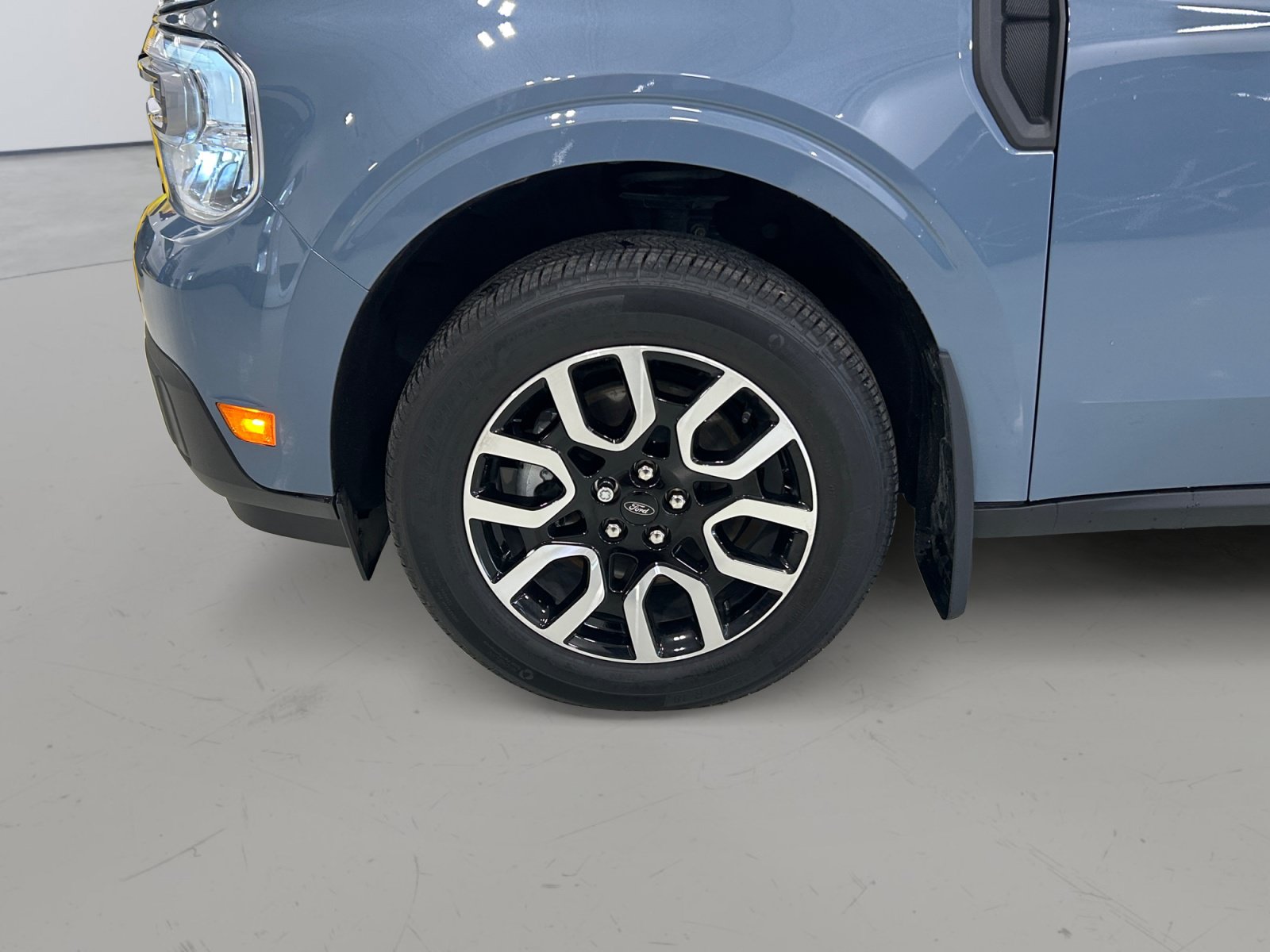 Certified 2024 Ford Maverick Lariat w/ 4K Tow Package AWD/4WD image 8