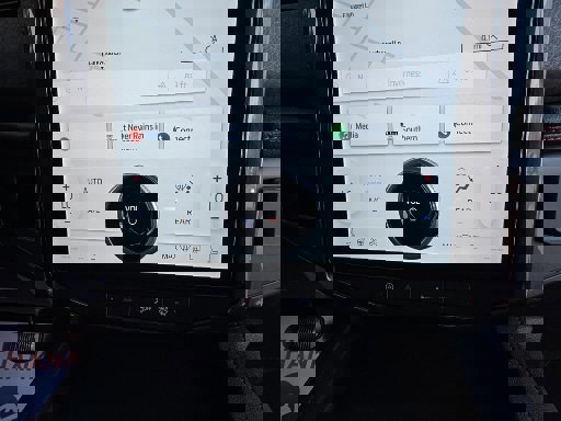 Certified 2024 Ford Expedition Limited image 13