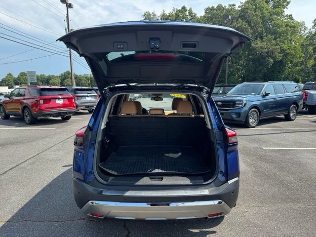 Used 2021 Nissan Rogue Platinum AWD/4WD image 8