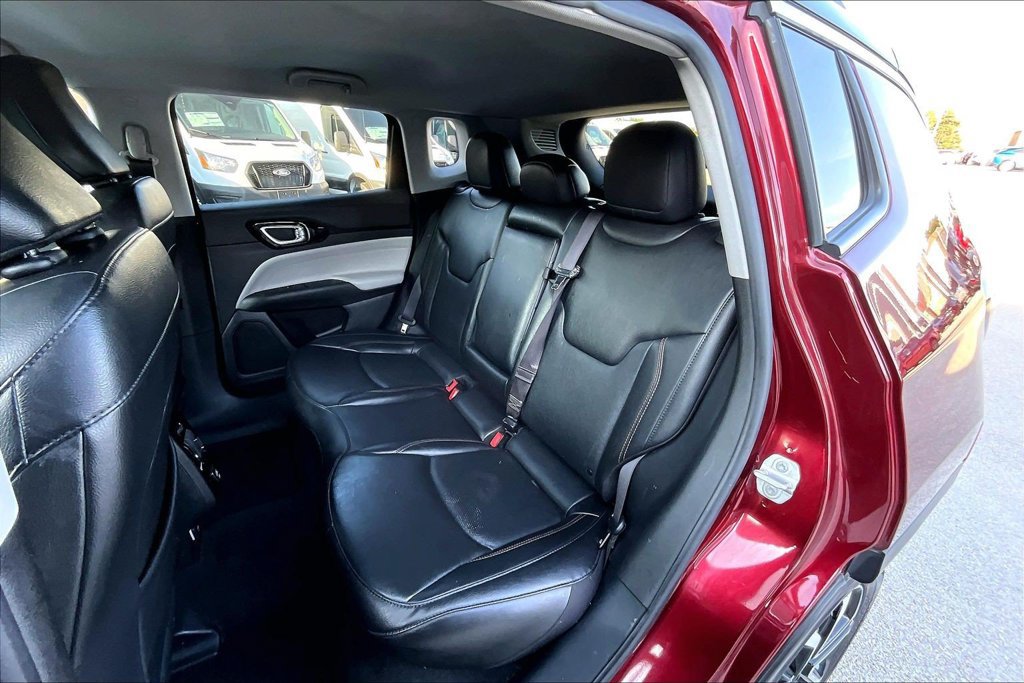 Used 2022 Jeep Compass Limited AWD/4WD image 24