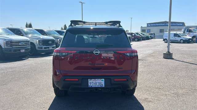 Used 2025 Nissan Pathfinder SV AWD/4WD image 4