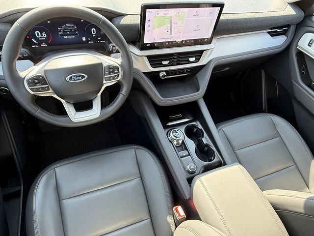 Certified 2025 Ford Explorer Active w/ Active Comfort Package AWD/4WD image 37